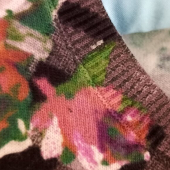 'TALBOTS' Petite Cardigan Size 0-2 P Plaid & Floral NWOT - Picture 6 of 14